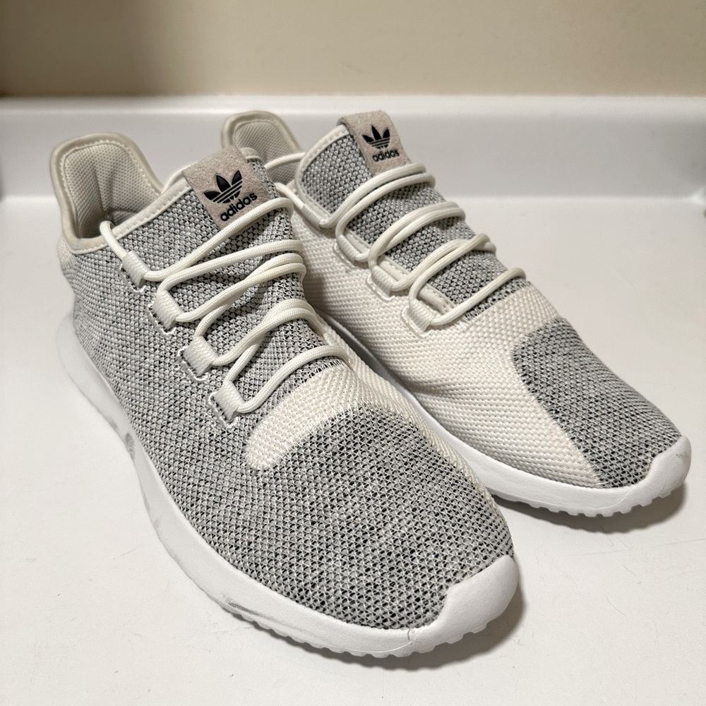 Adidas runner shoes